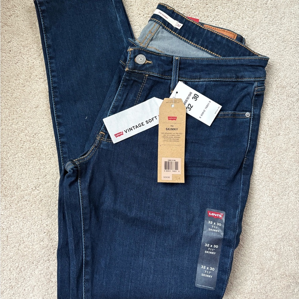 Levi's 711 Women's Vintage Soft Skinny Jeans - Dark Blue